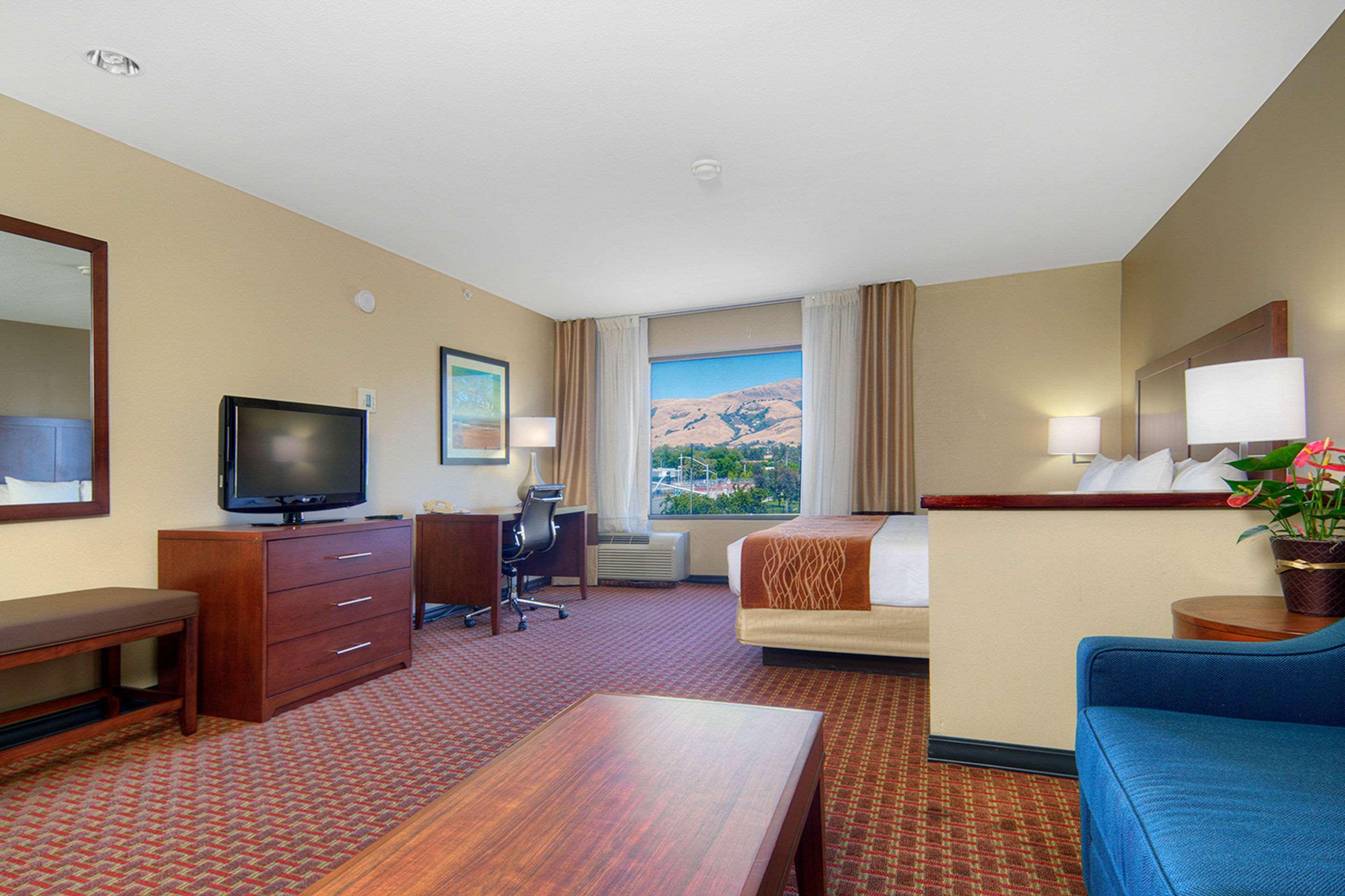פרימונט Comfort Inn Silicon Valley East מראה חיצוני תמונה